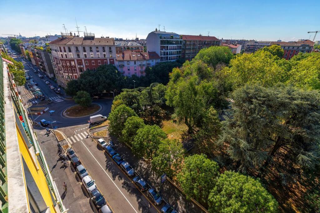 Sunny & Updated Flat With Panoramic City View 50M From M4 Stop Μιλάνο Εξωτερικό φωτογραφία