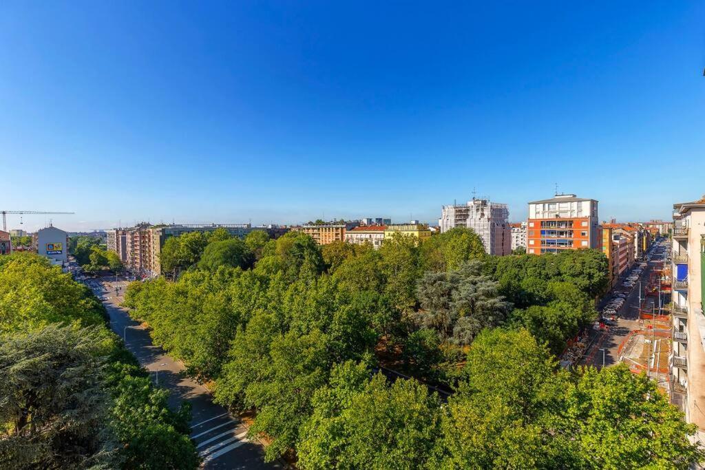 Sunny & Updated Flat With Panoramic City View 50M From M4 Stop Μιλάνο Εξωτερικό φωτογραφία
