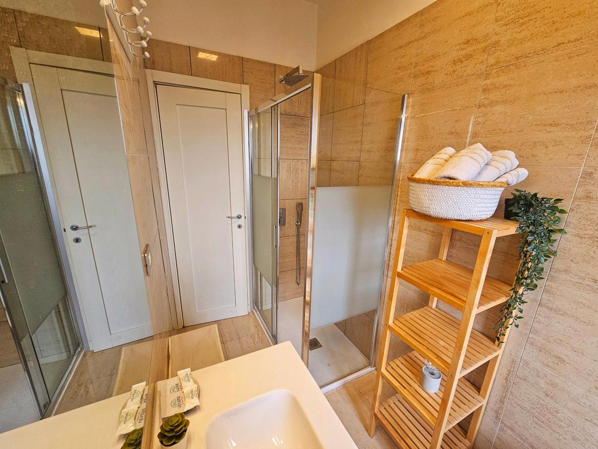 Sunny & Updated Flat With Panoramic City View 50M From M4 Stop Μιλάνο Εξωτερικό φωτογραφία